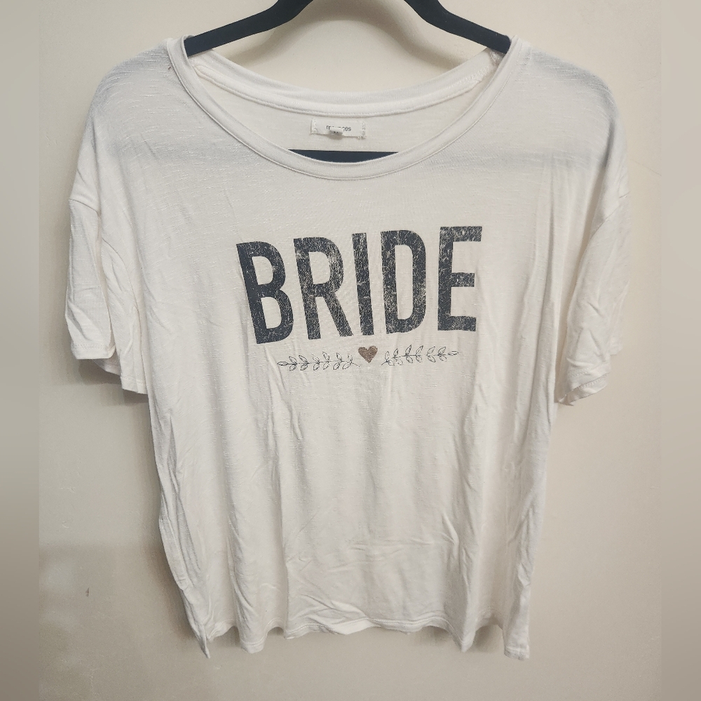 Maurices Bride White Boxy Short Sleeve T-Shirt
